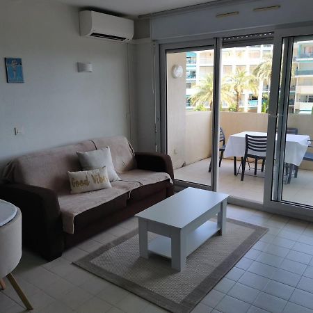 Antibes Les Pins 2 Pieces Vue Mer Piscine Parking Apartment Ngoại thất bức ảnh