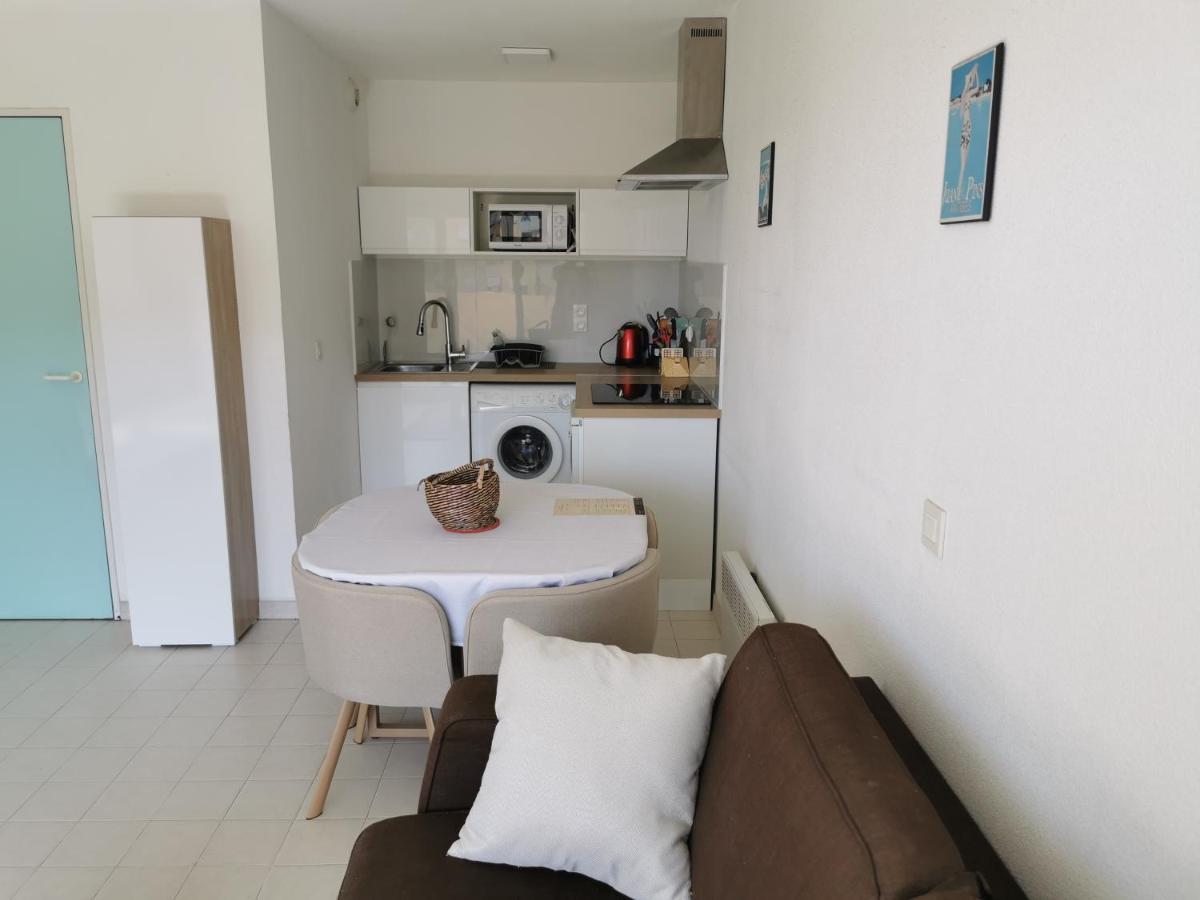 Antibes Les Pins 2 Pieces Vue Mer Piscine Parking Apartment Ngoại thất bức ảnh