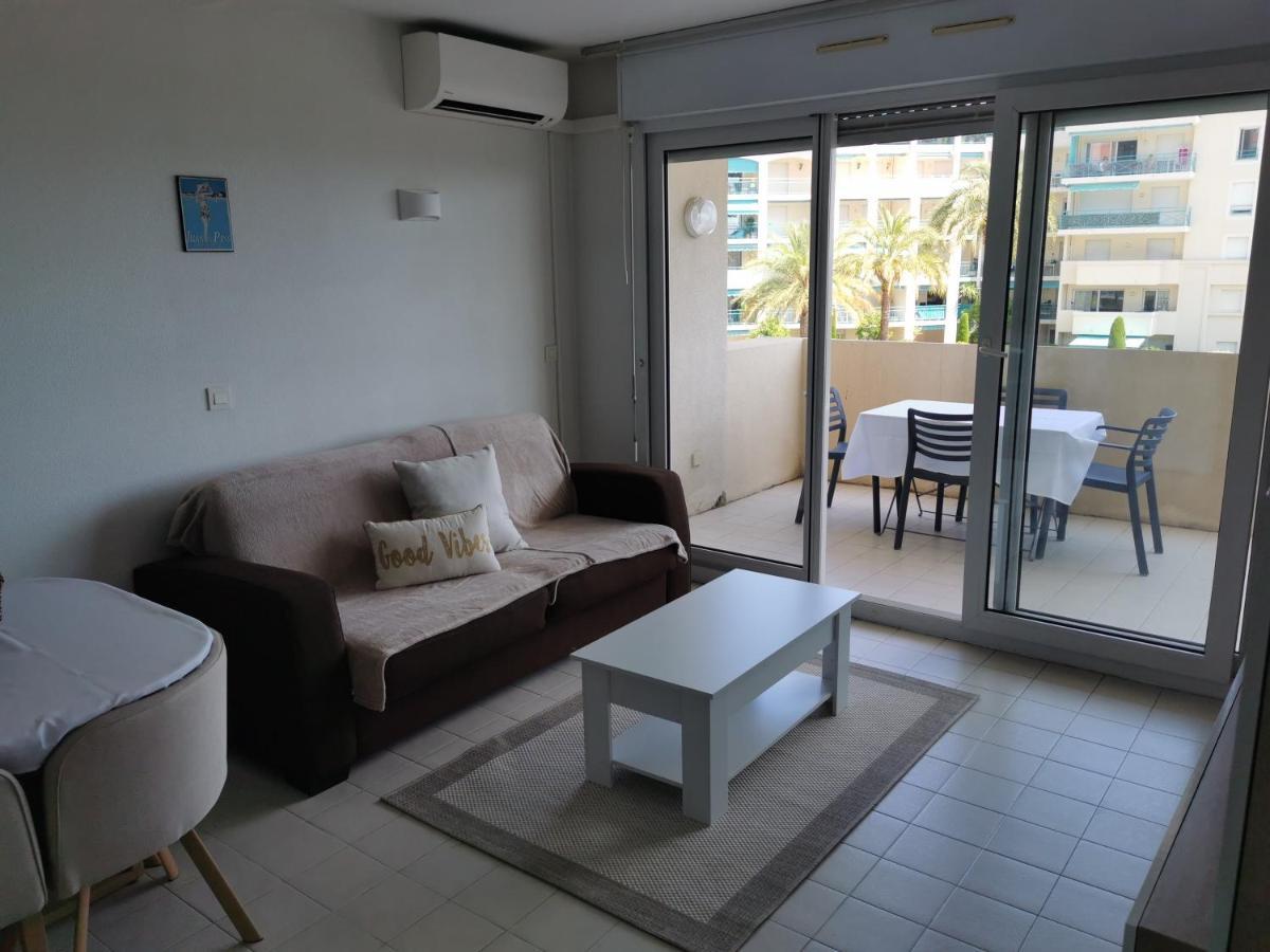 Antibes Les Pins 2 Pieces Vue Mer Piscine Parking Apartment Ngoại thất bức ảnh