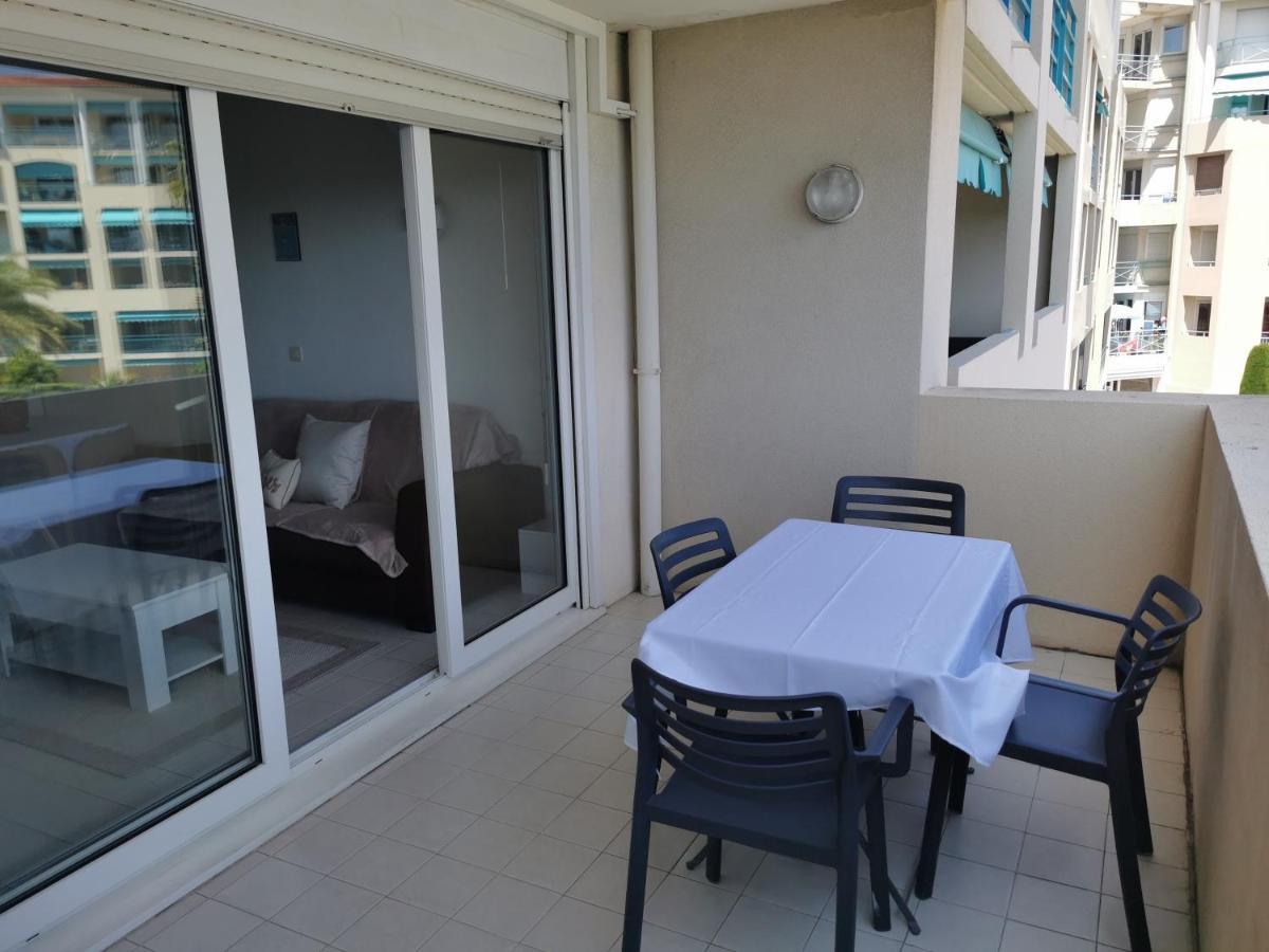 Antibes Les Pins 2 Pieces Vue Mer Piscine Parking Apartment Ngoại thất bức ảnh