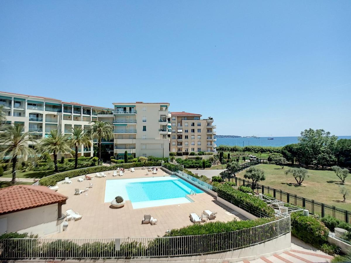 Antibes Les Pins 2 Pieces Vue Mer Piscine Parking Apartment Ngoại thất bức ảnh